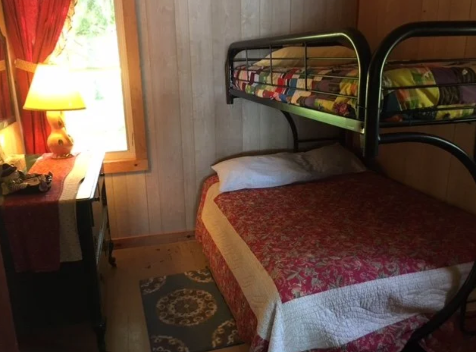 Daybreak Cabin Grey Wolf Lodge Pelican Lake Orr, MN