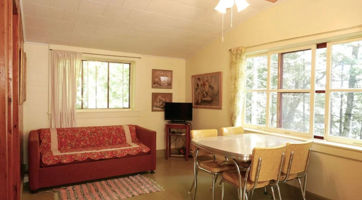 Homestead Cabin Grey Wolf Lodge Pelican Lake Orr, MN